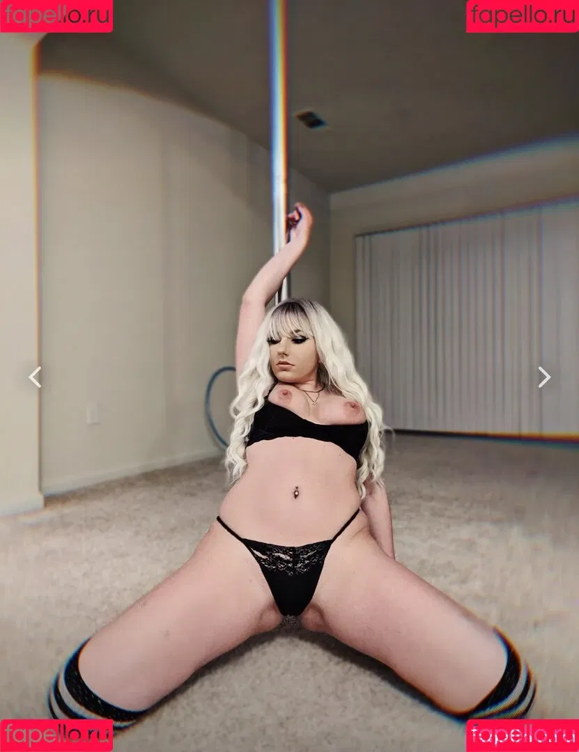 Charlotte Euphoria Onlyfans Photo Gallery 