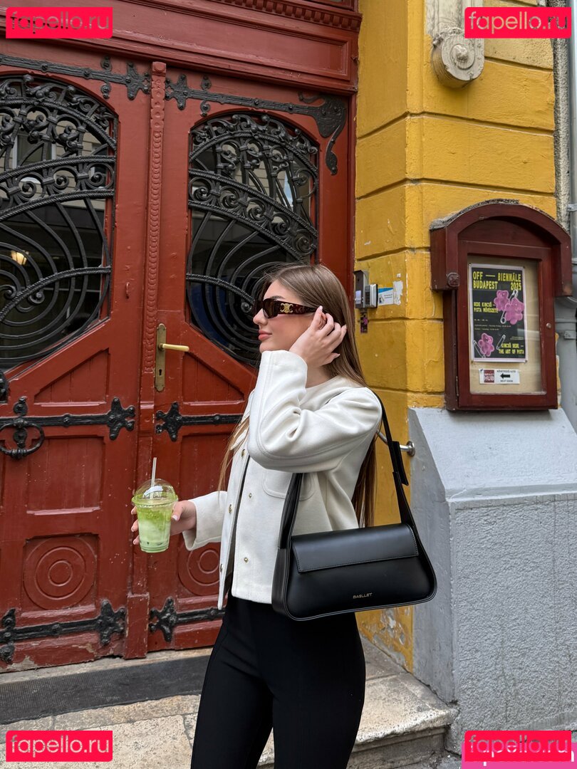 moonwitchsabrina Onlyfans Photo Gallery 