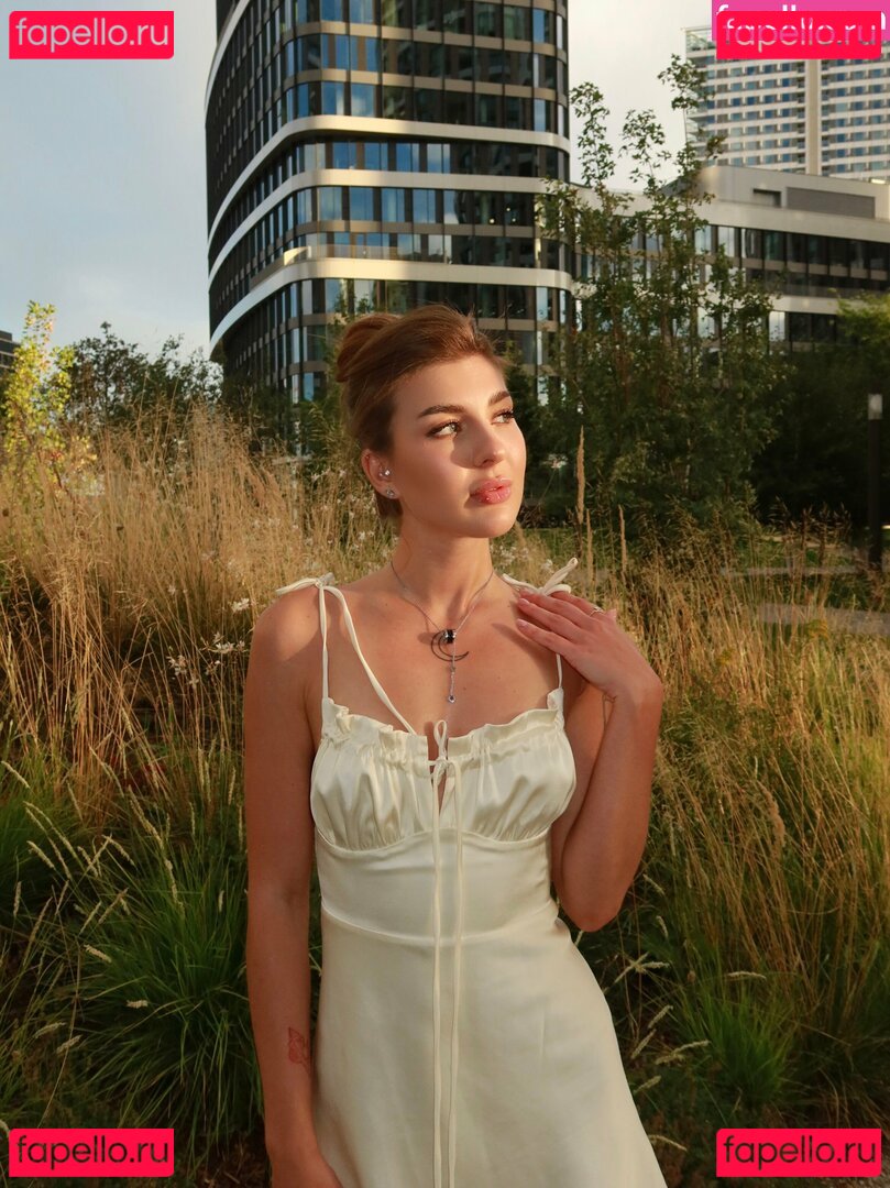 moonwitchsabrina Onlyfans Photo Gallery 