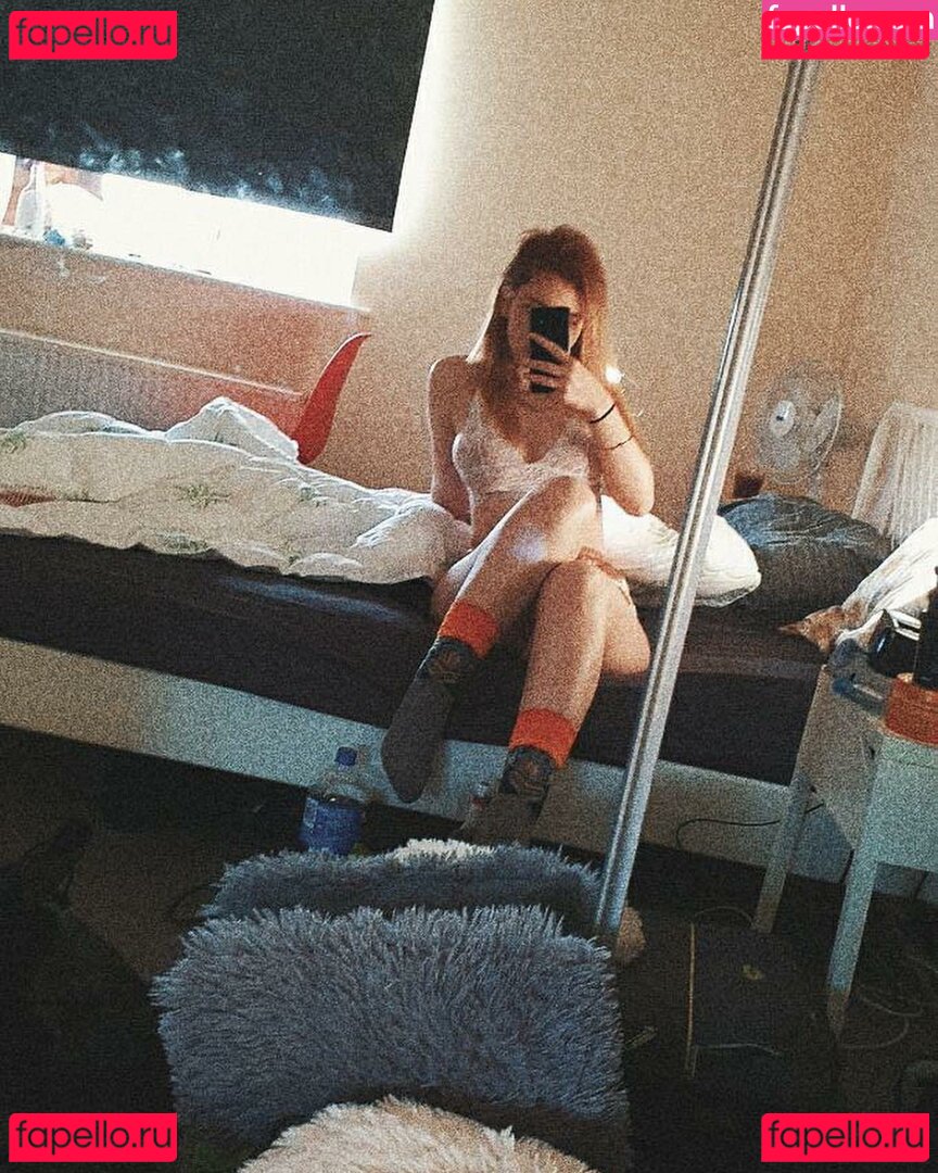 katrinaafiree / katrinafire666 Onlyfans Photo Gallery 