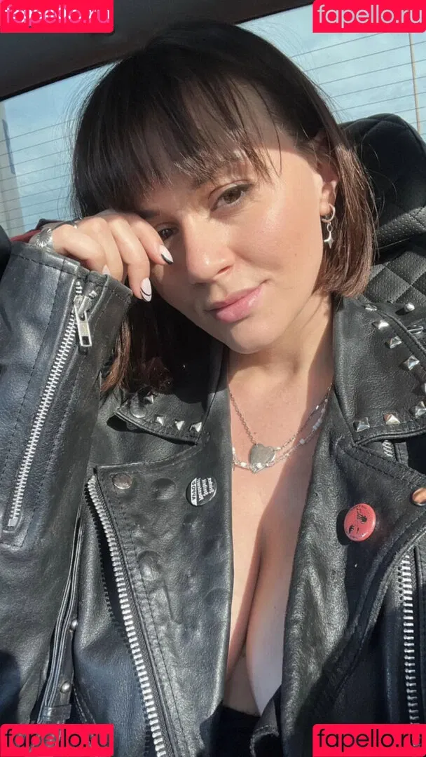 Daria Perel Onlyfans Photo Gallery 