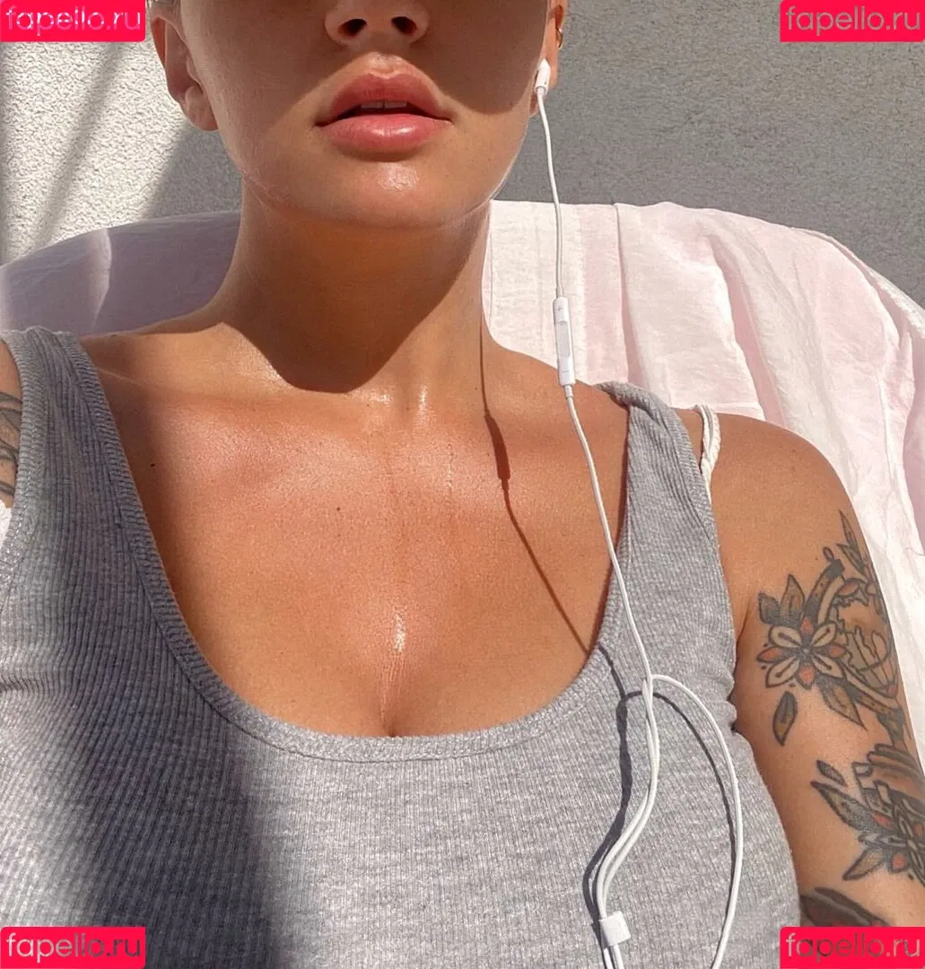 Daria Perel Onlyfans Photo Gallery 