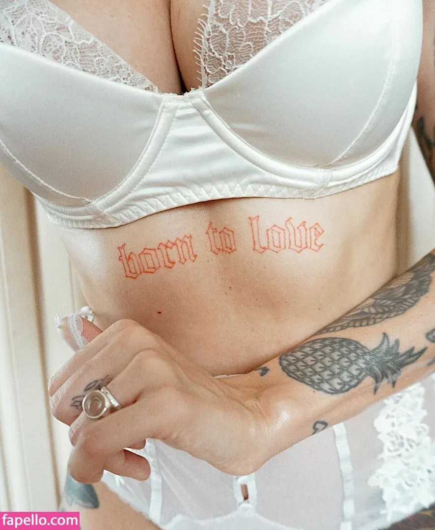 Daria Perel Onlyfans Photo Gallery 