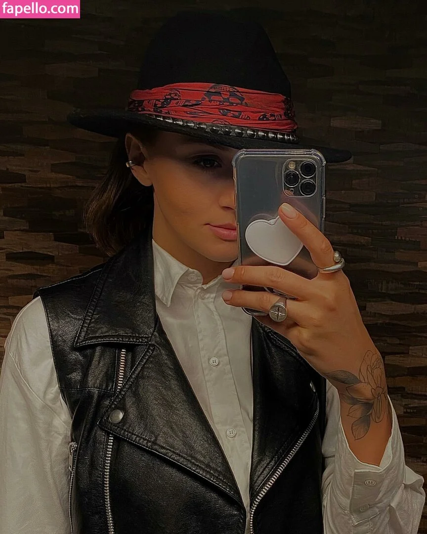 Daria Perel Onlyfans Photo Gallery 