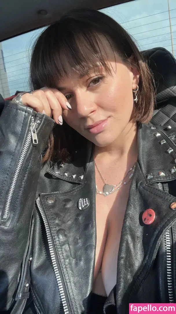 Daria Perel Onlyfans Photo Gallery 