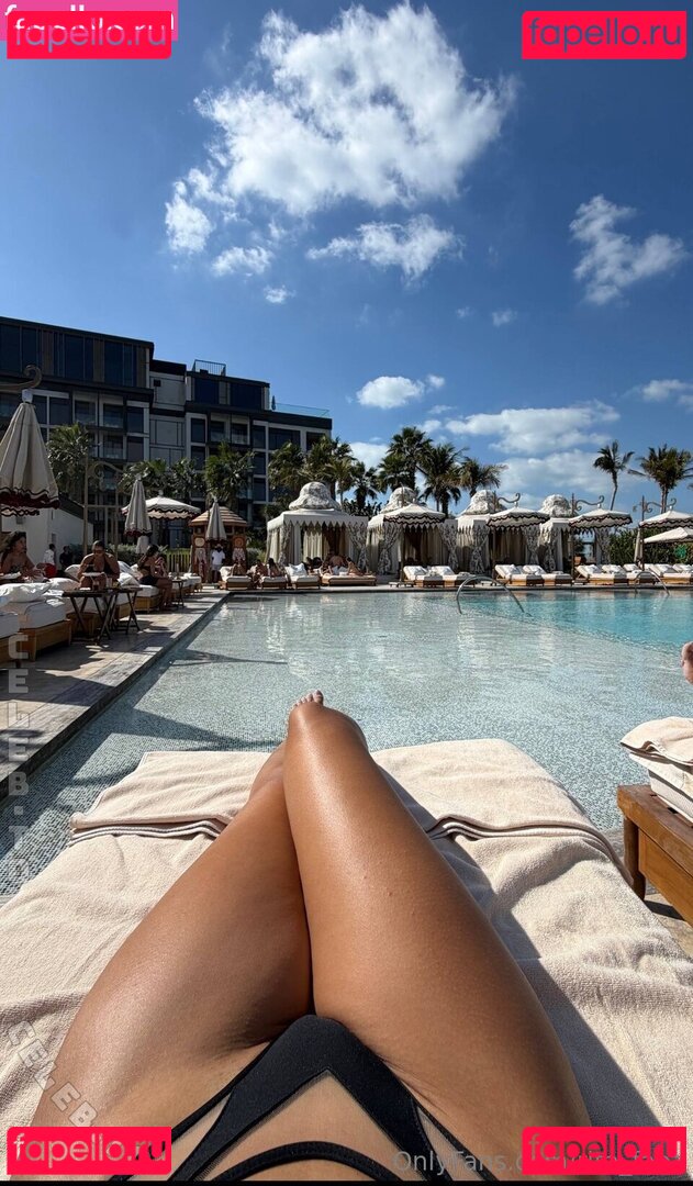 Rita Faez / Ritaa Galland / iamritafaez / rita_faez / rita_faez1