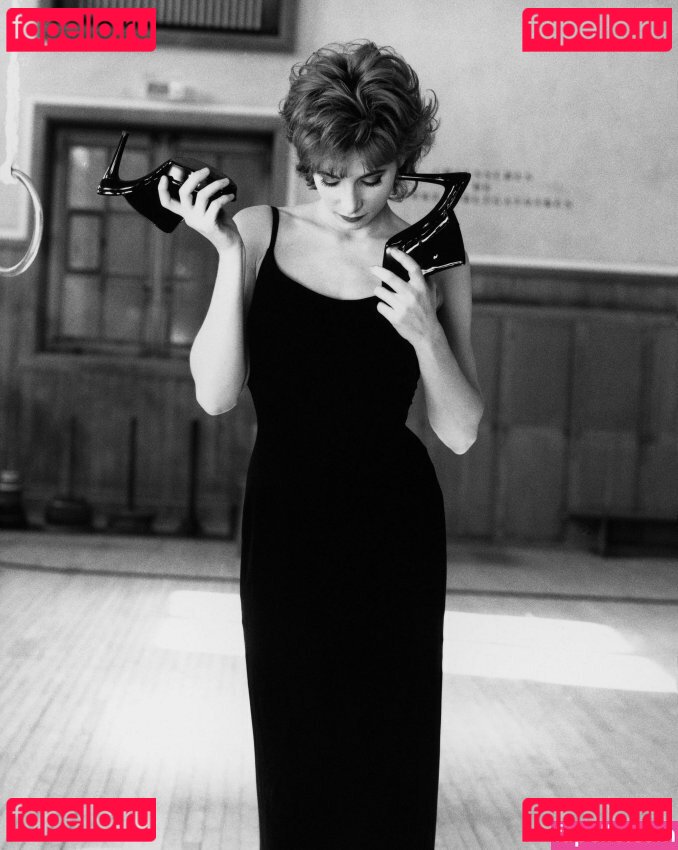 Mylene Farmer / mylene.farmer.official Onlyfans Photo Gallery 