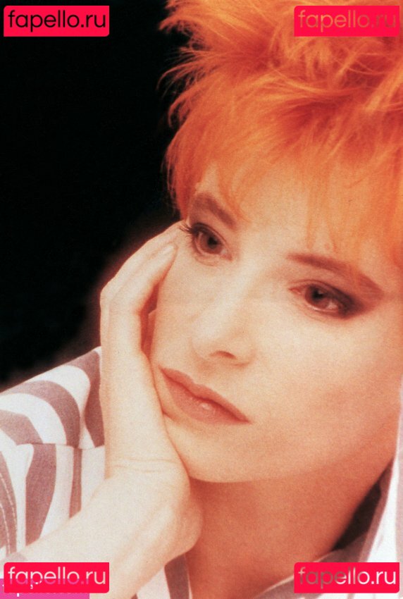 Mylene Farmer / mylene.farmer.official Onlyfans Photo Gallery 