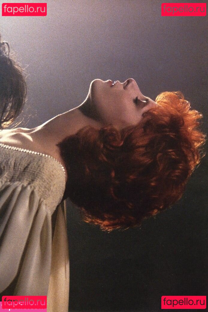 Mylene Farmer / mylene.farmer.official Onlyfans Photo Gallery 