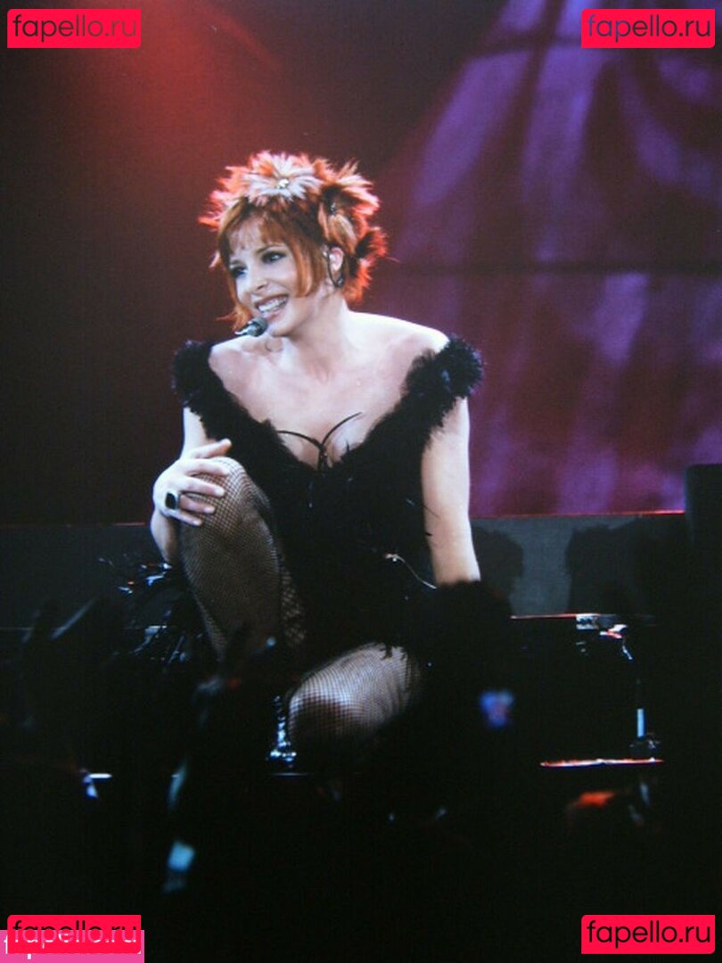 Mylene Farmer / mylene.farmer.official Onlyfans Photo Gallery 
