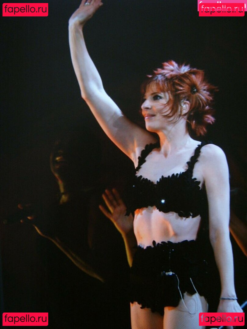 Mylene Farmer / mylene.farmer.official Onlyfans Photo Gallery 