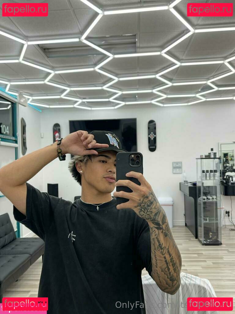 itschristiaan Onlyfans Photo Gallery 