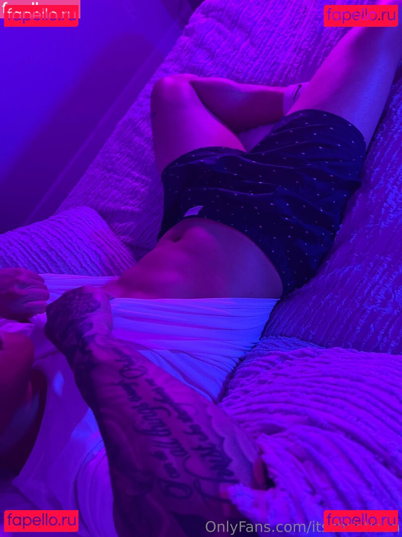 itschristiaan Onlyfans Photo Gallery 