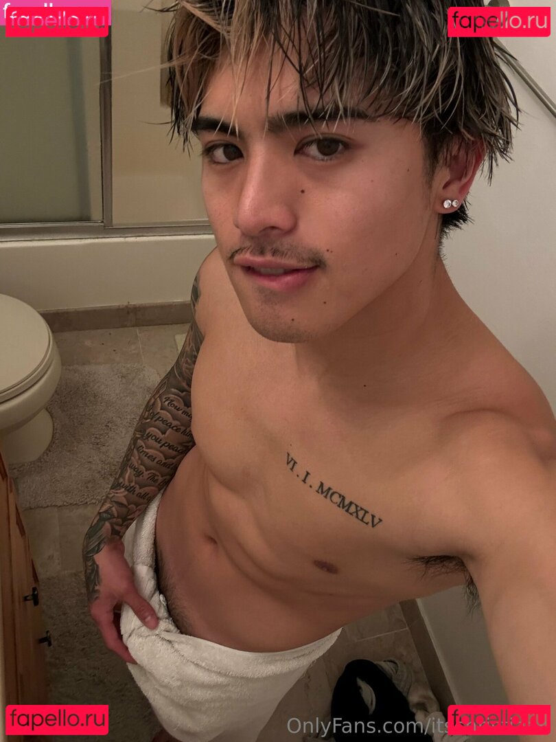 itschristiaan Onlyfans Photo Gallery 