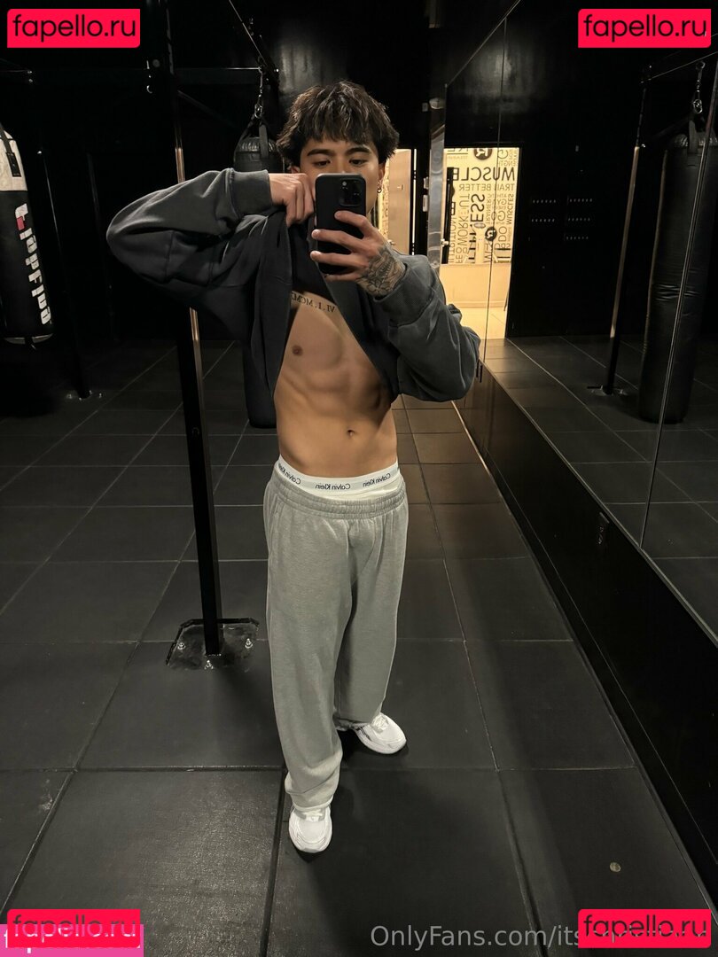 itschristiaan Onlyfans Photo Gallery 