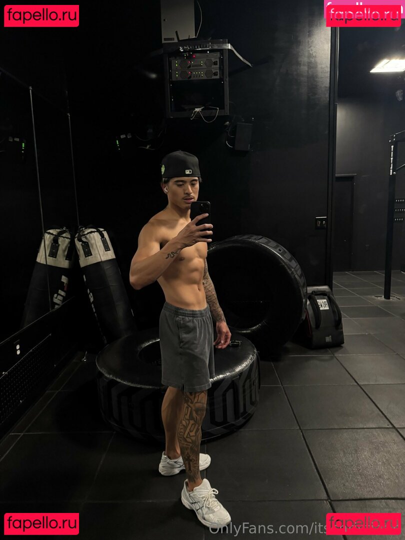 itschristiaan Onlyfans Photo Gallery 