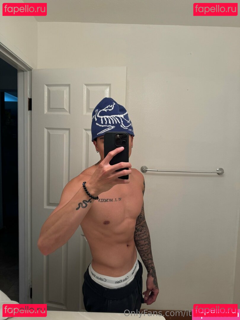 itschristiaan Onlyfans Photo Gallery 