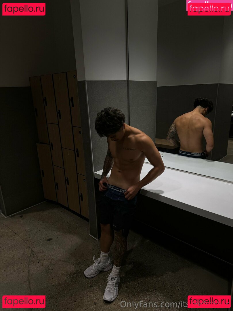 itschristiaan Onlyfans Photo Gallery 