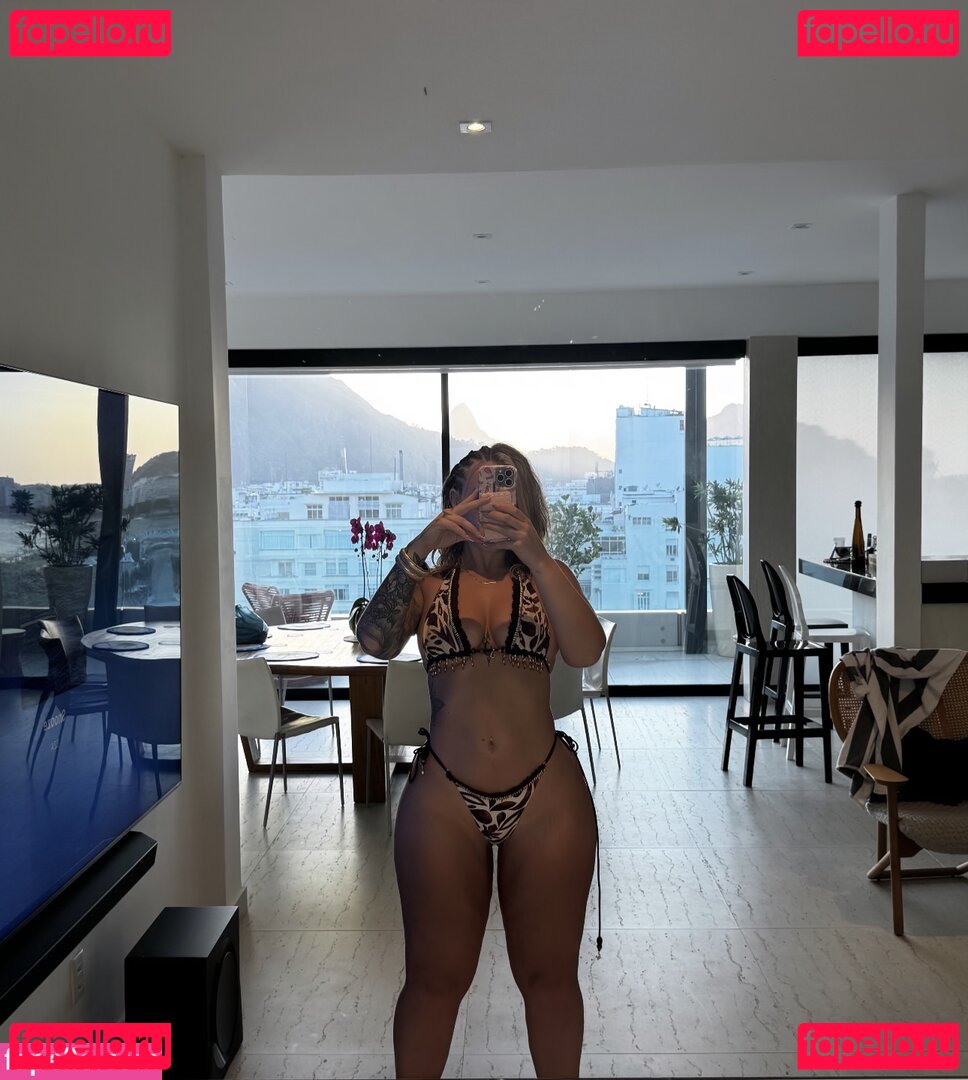 woahkenzy Onlyfans Photo Gallery 