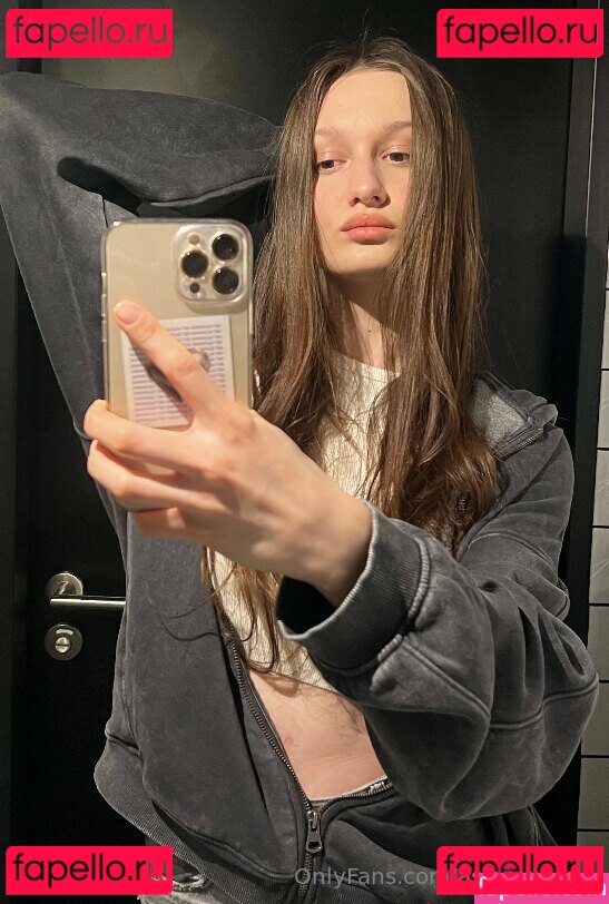 asian_palms Onlyfans Photo Gallery 