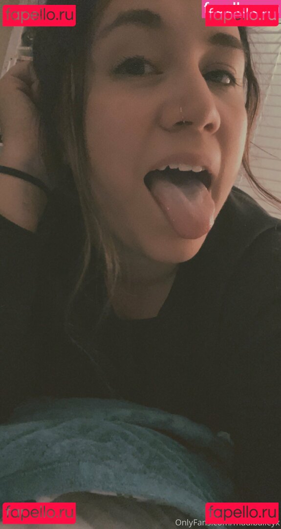 himileyx__x / madibaileyx Onlyfans Photo Gallery 