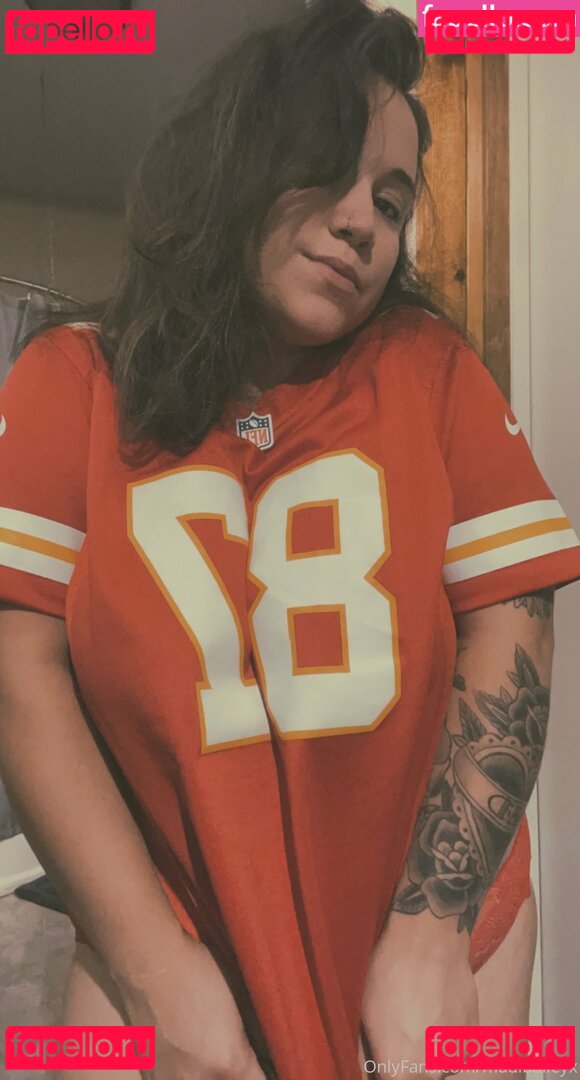 himileyx__x / madibaileyx Onlyfans Photo Gallery 