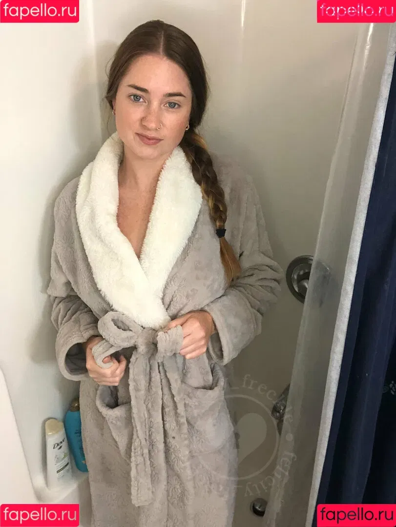 Felicity_Freckle Onlyfans Photo Gallery 