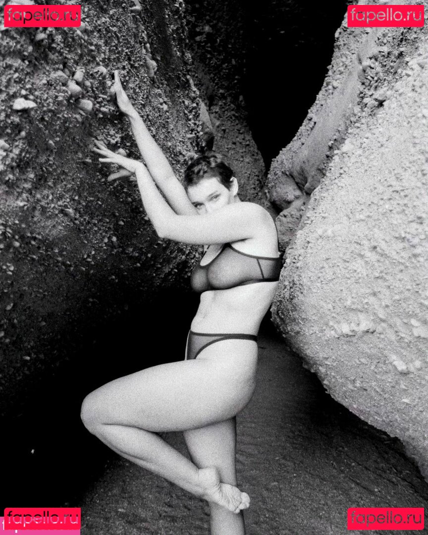 Noa The Model / Noa_the_model / noathemodel Onlyfans Photo Gallery 