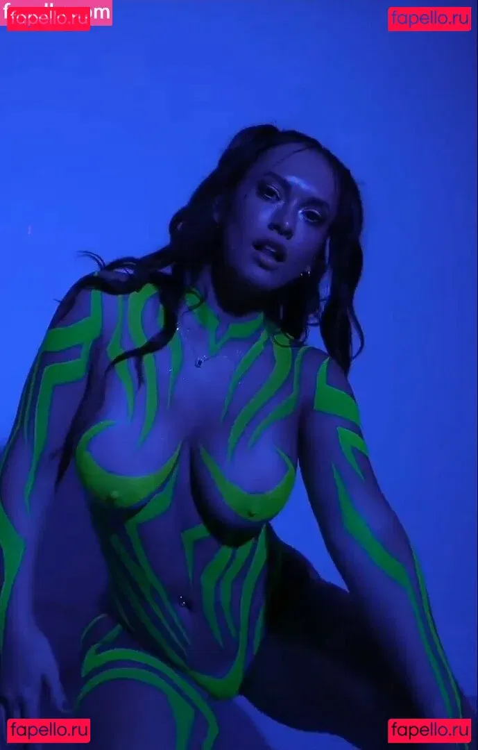 missamberfields Onlyfans Photo Gallery 