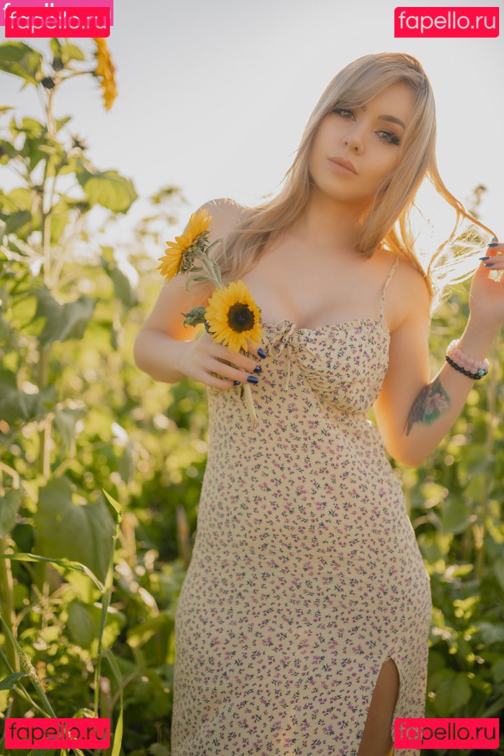 Amy Thunderbolt / amy_thunderbolt / amythunderbolt Onlyfans Photo Gallery 