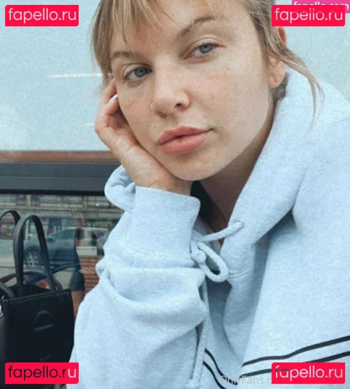 itsivylebelle Onlyfans Photo Gallery 