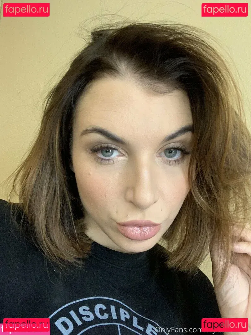 itsivylebelle Onlyfans Photo Gallery 