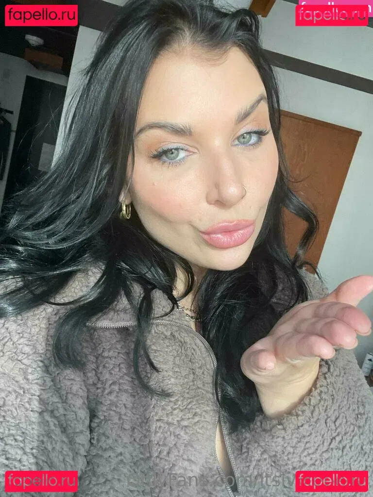 itsivylebelle Onlyfans Photo Gallery 