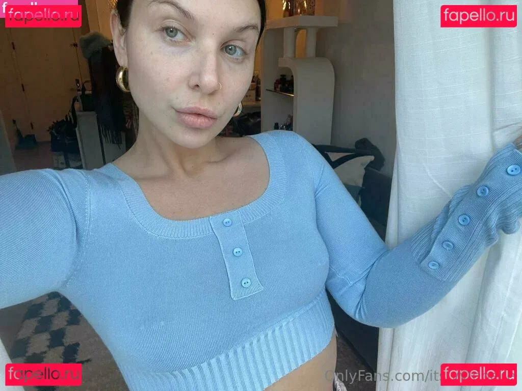 itsivylebelle Onlyfans Photo Gallery 