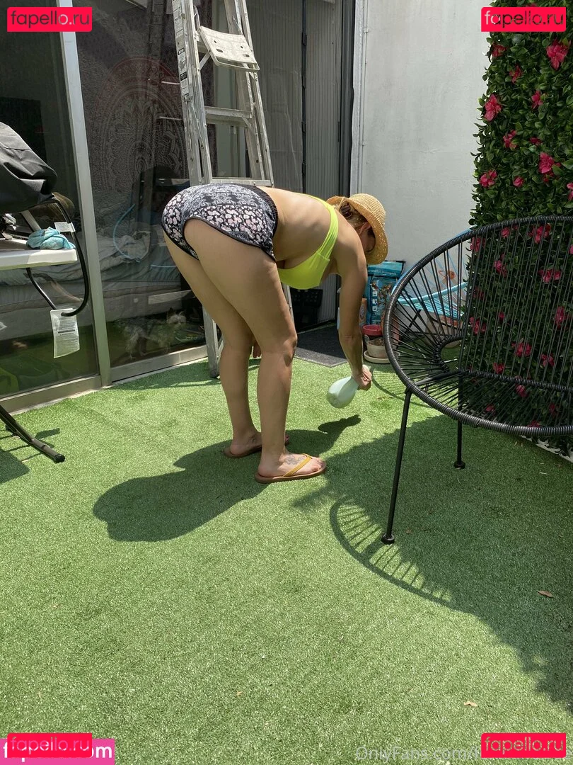 foxxxlifefree Onlyfans Photo Gallery 