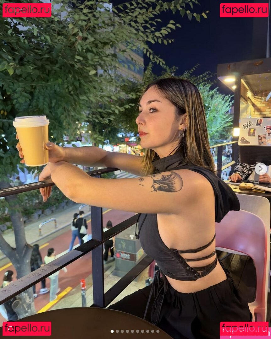 Lila Lacombe / lilalacombe Onlyfans Photo Gallery 