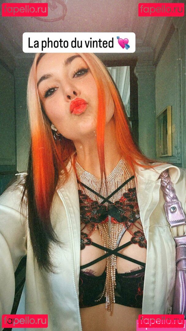 Lila Lacombe / lilalacombe Onlyfans Photo Gallery 