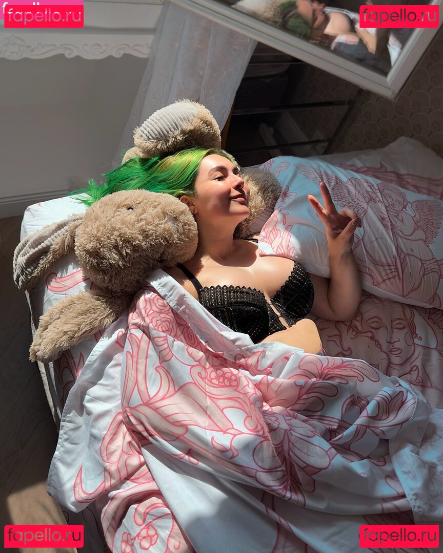 Lila Lacombe / lilalacombe Onlyfans Photo Gallery 