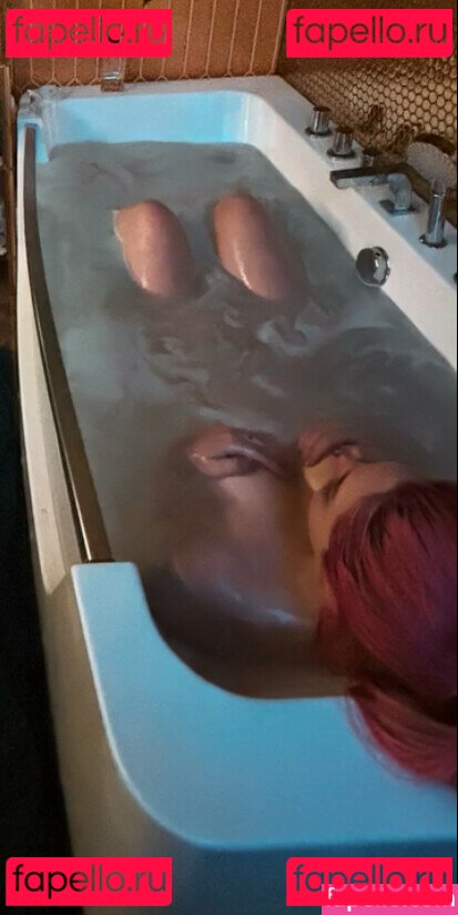 Lila Lacombe / lilalacombe Onlyfans Photo Gallery 