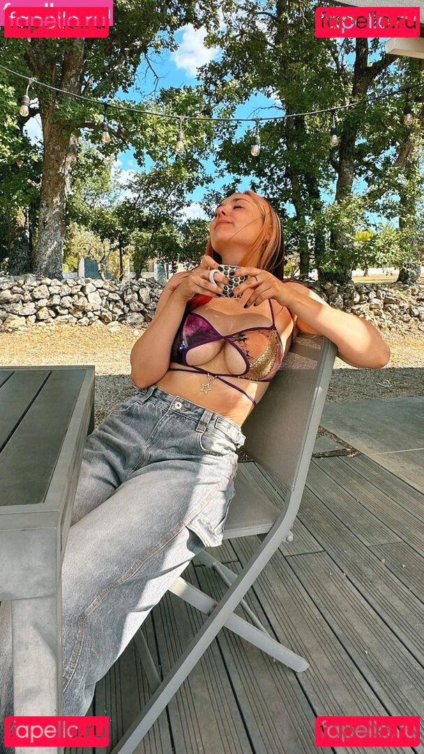 Lila Lacombe / lilalacombe Onlyfans Photo Gallery 