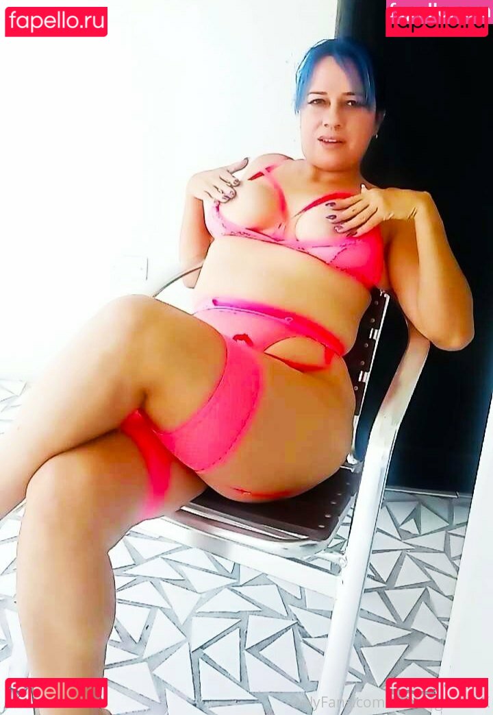 lilamagentasx / lilamagentasxsx Onlyfans Photo Gallery 