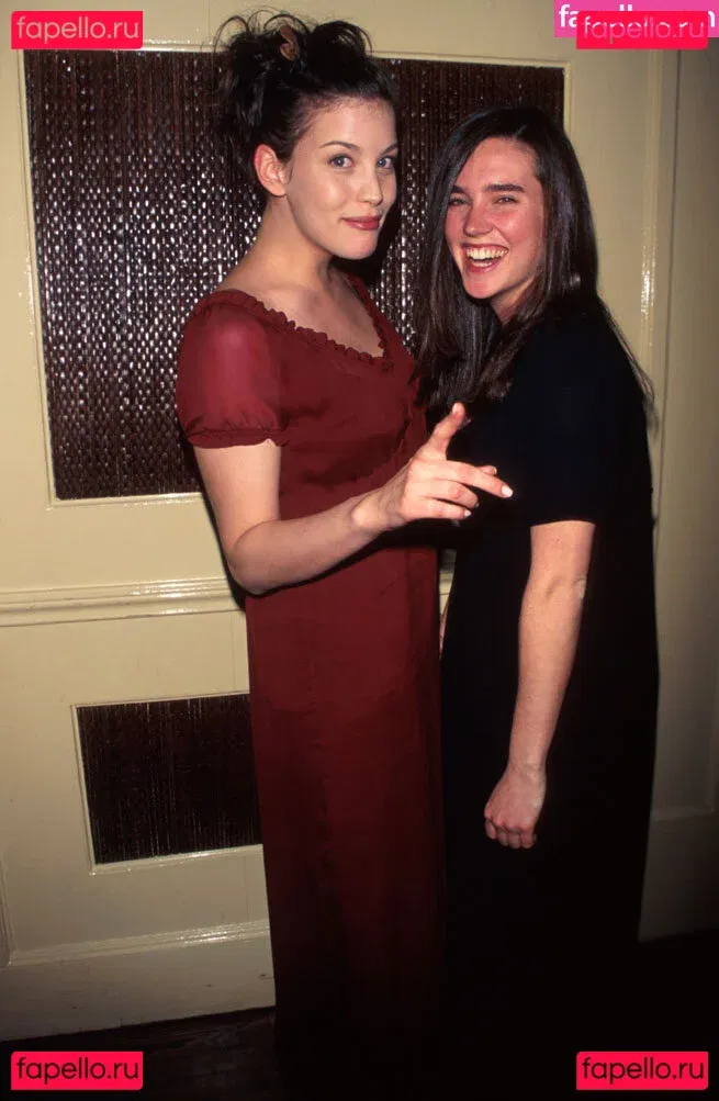 Jennifer Connelly Onlyfans Photo Gallery 