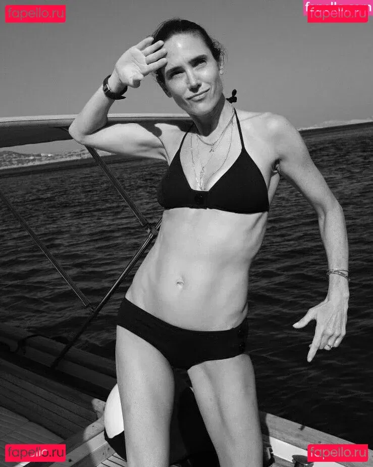 Jennifer Connelly Onlyfans Photo Gallery 