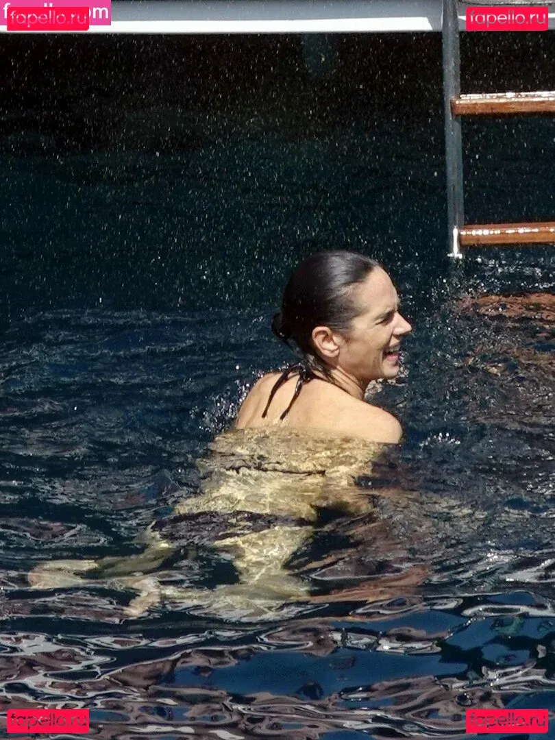 Jennifer Connelly Onlyfans Photo Gallery 