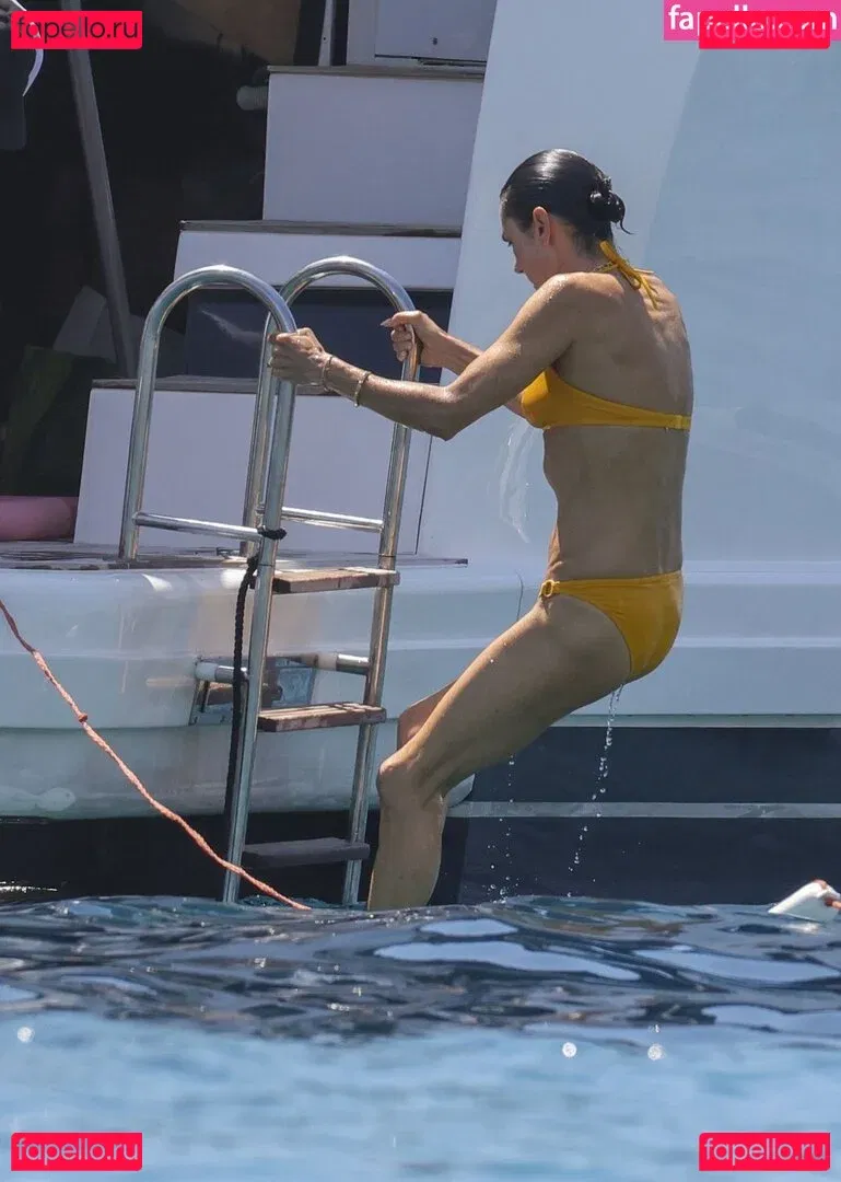 Jennifer Connelly Onlyfans Photo Gallery 