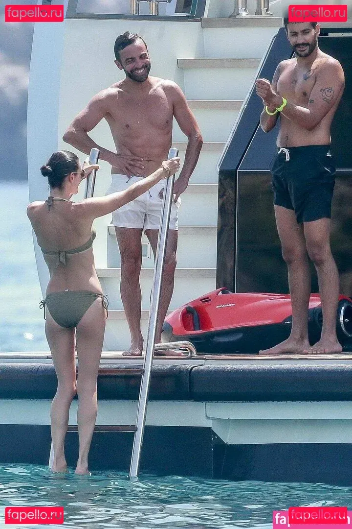 Jennifer Connelly Onlyfans Photo Gallery 