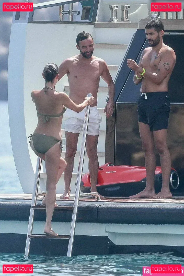 Jennifer Connelly Onlyfans Photo Gallery 