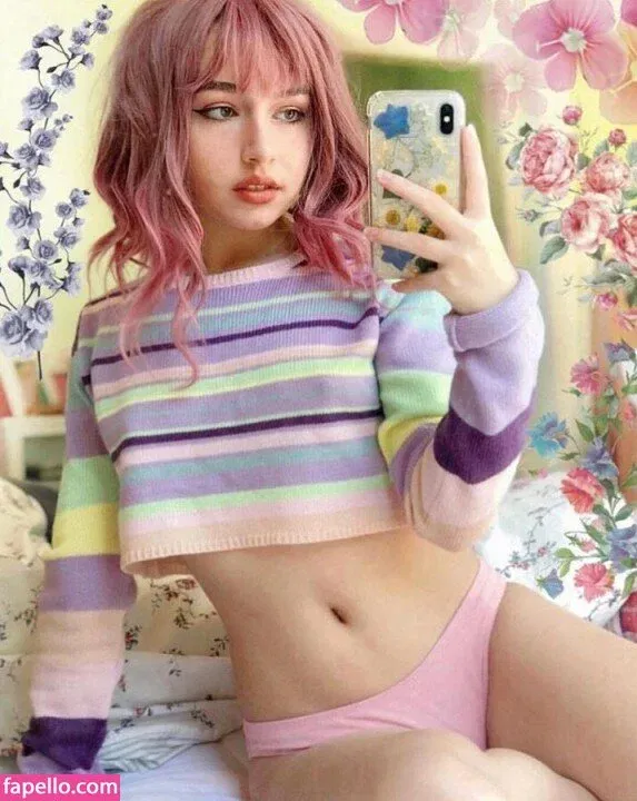 urfavelightskin Onlyfans Photo Gallery 