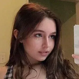 urfavelightskin Onlyfans Photo Gallery 