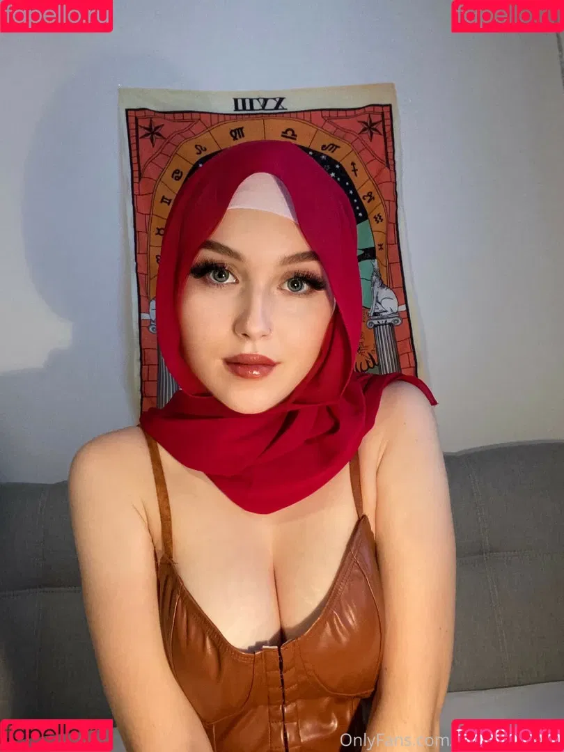 Fareeha Bakir Onlyfans Photo Gallery 